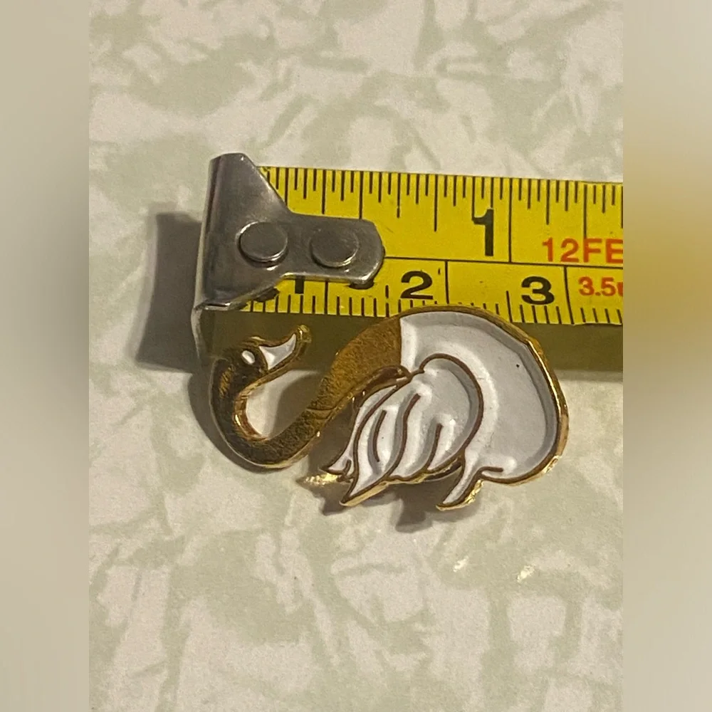 Gold Tone Tone Enamel Swan Pin #7626 💎 SALE